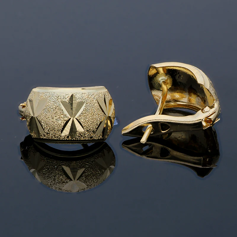 Gold Clip Earrings 18KT - FKJERN18KU3002 - Image 2